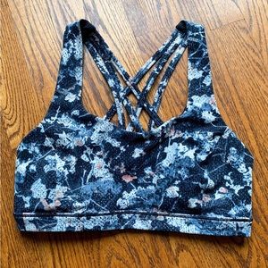 Lulu Lemon Free to be Serene Sports Bra, size 6
